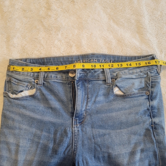 American Eagle Skinny Kick Jeans - Picture 4 of 7